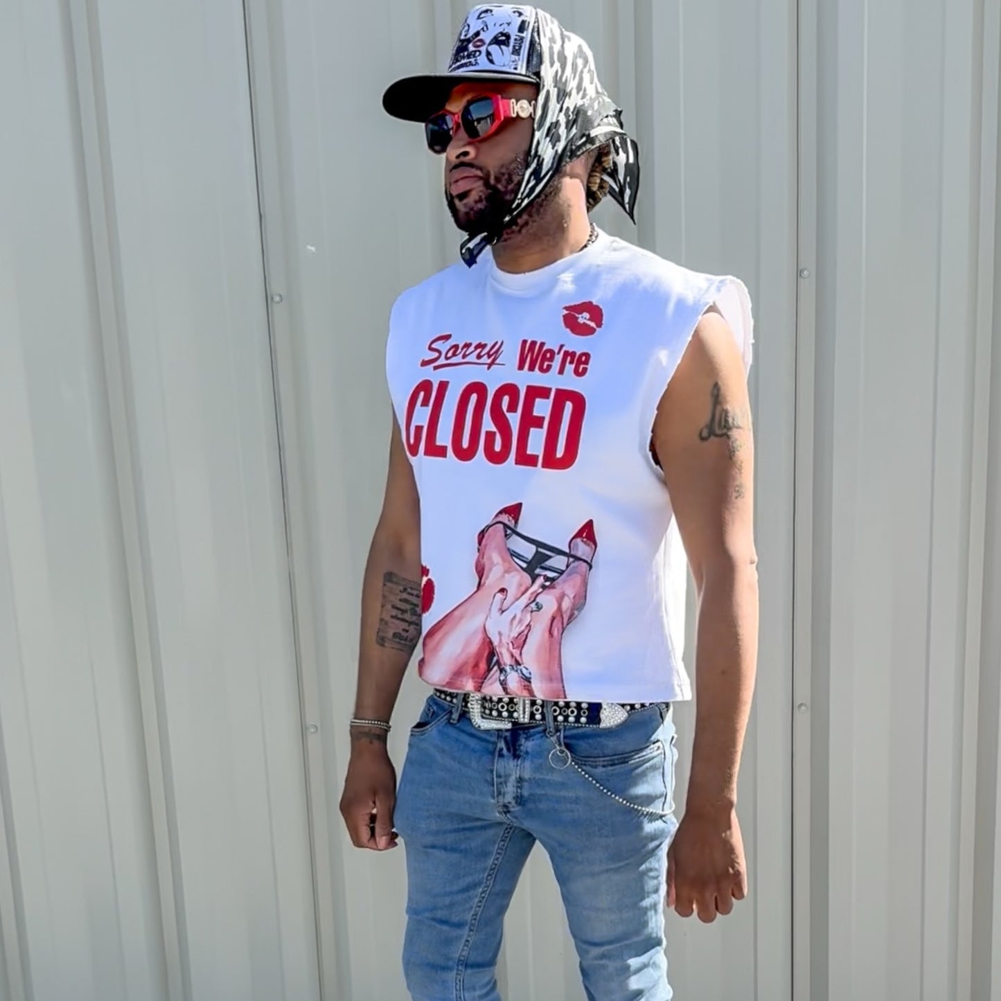 SORRY WERE CLOSED TEE