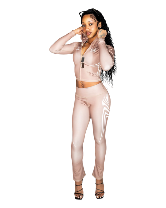 Pretty Dangerous Set